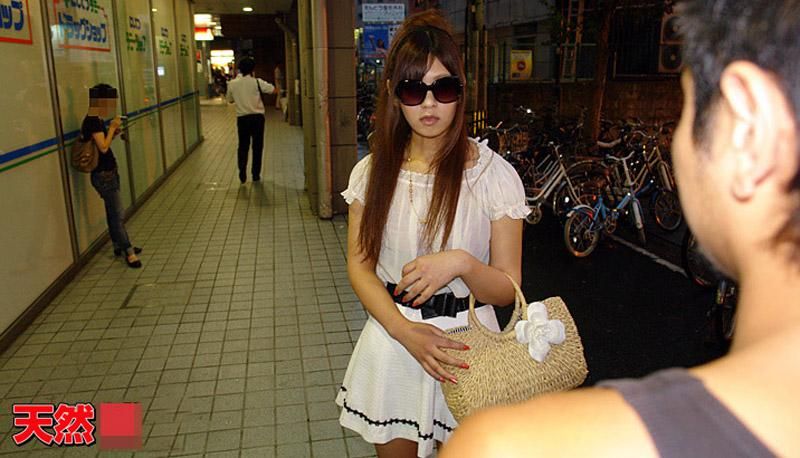 _10musume_110511_01 搭訕獲得的希望成為模特兒的少女