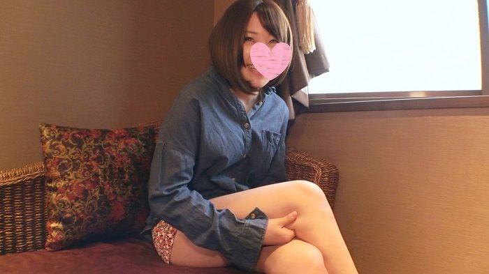 FC2-PPV-1413269 【無・素人自拍】現役女大學生未成熟貧乳身軀反而讓人更加興奮！