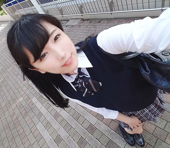 FC2-PPV-1590873 私立 国际课程学生妹K酱　找干爹用精品钓上大学生肉棒调教