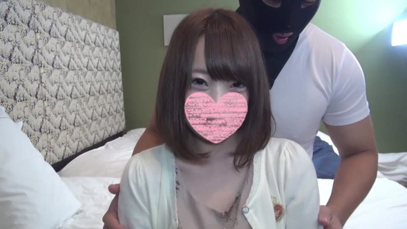 FC2-PPV-1657723 未处理刚毛阴毛 与虽是罗莉全身敏感的瑞穗激情做爱！！【个人撮影】