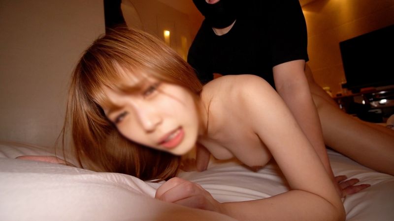 FC2-PPV-3084191 【无修正】长身美脚苗条酒店妹 人気秘诀是中出枕营业！？