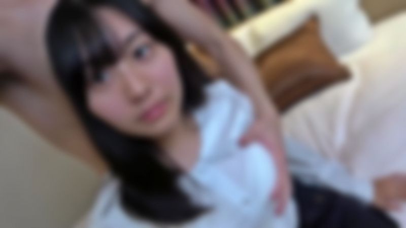 FC2-PPV-3133751 名门私立大小姐学校学生。压倒的透明感一面感受背德感与罪恶感一面马上爆发、连续大量中出。