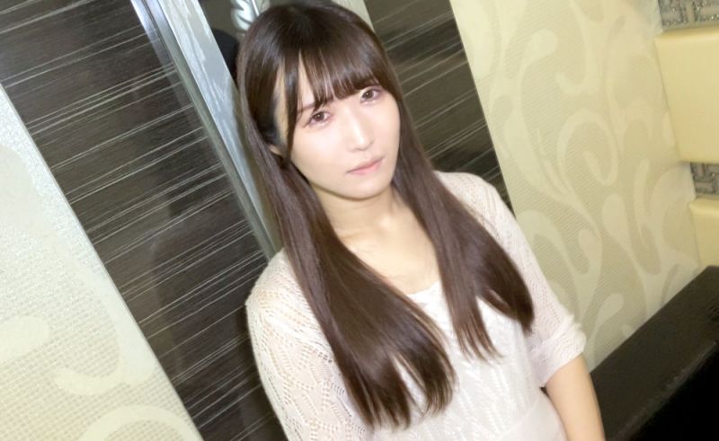 FC2-PPV-2078127 【无】白皙苗条美女大学生 骑乗位扭腰啪啪喘息 体内射精。(前编)