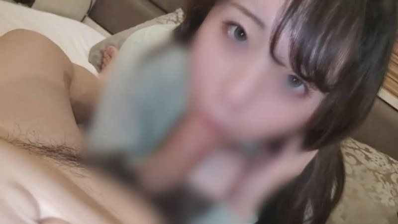 FC2-PPV-4697481 黑髮长髮的优等生。毕业后数年再次重逢，无套中出情色自拍
