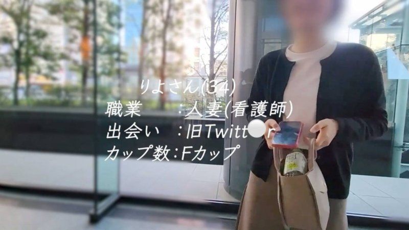 FC2-PPV-4828080 【羞恥至極】在相隔8年的SEX下呻吟、喘息、高潮不斷！！身材抜群的F罩杯人妻里緒桑